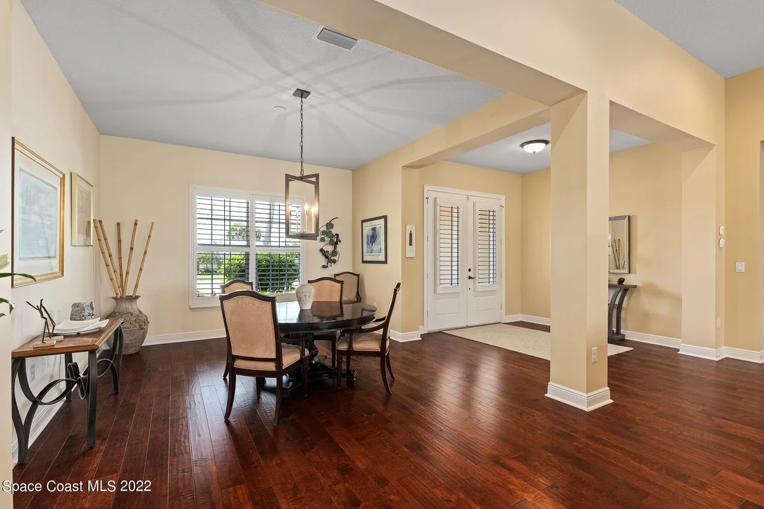 Photo of 130 7th Avenue