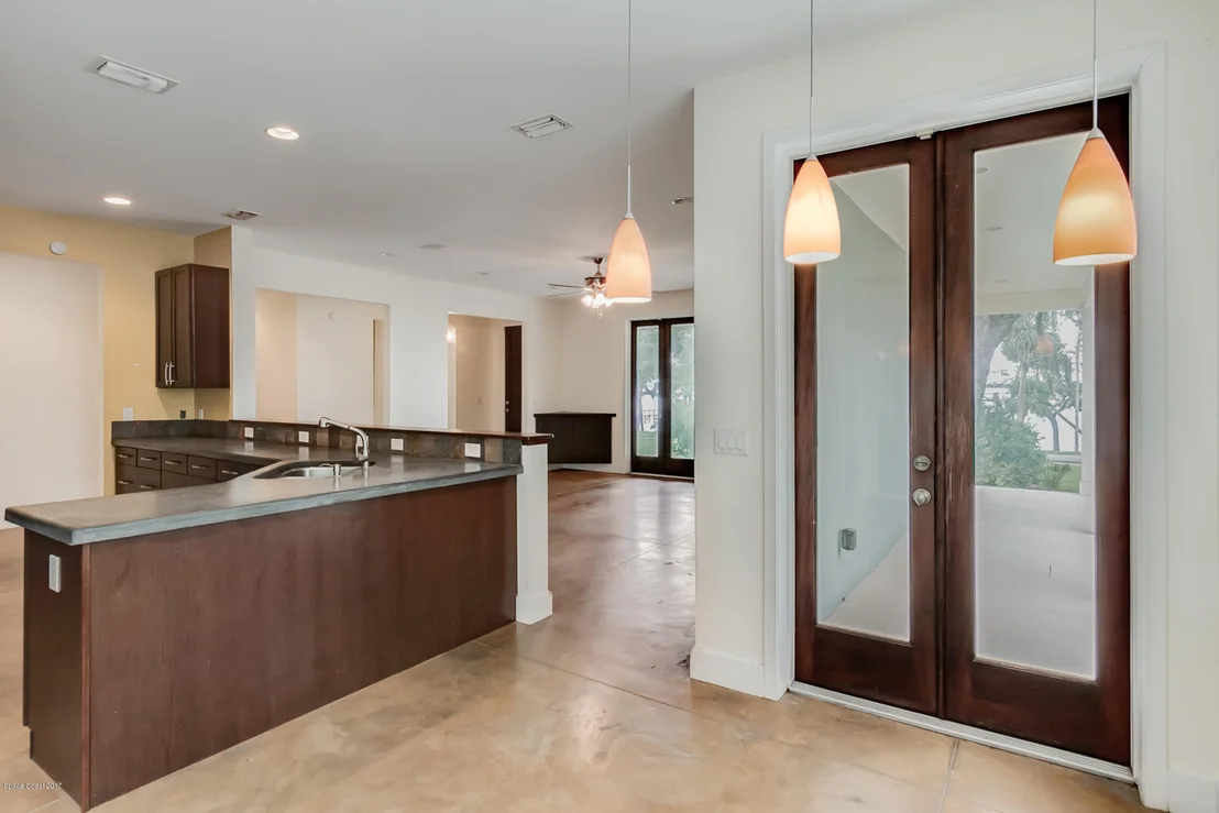 Photo of 3513 N Indian River Drive