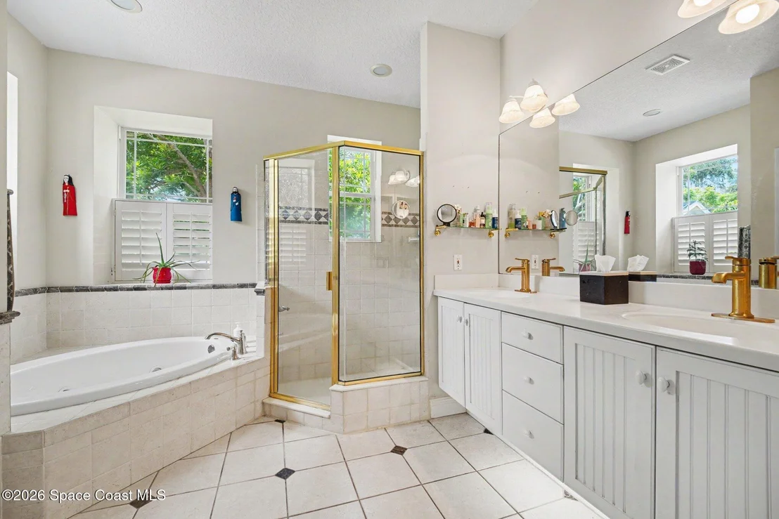 Photo of 10 Wincove Lane