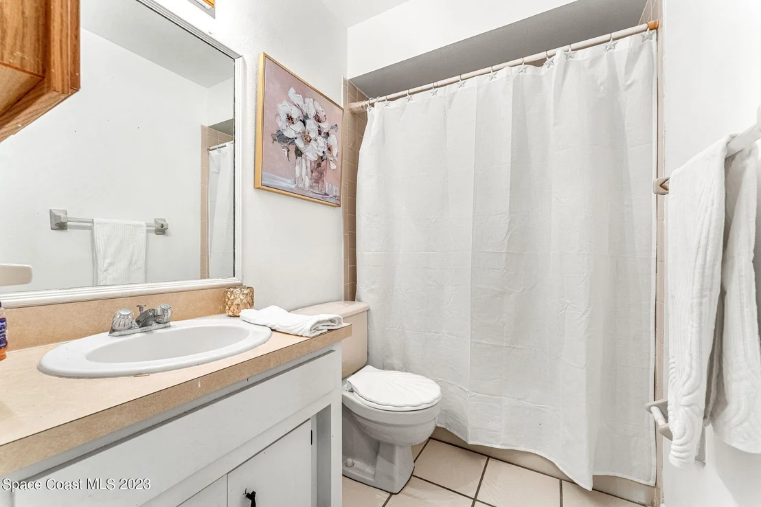 Photo of 6414 Hudson Road