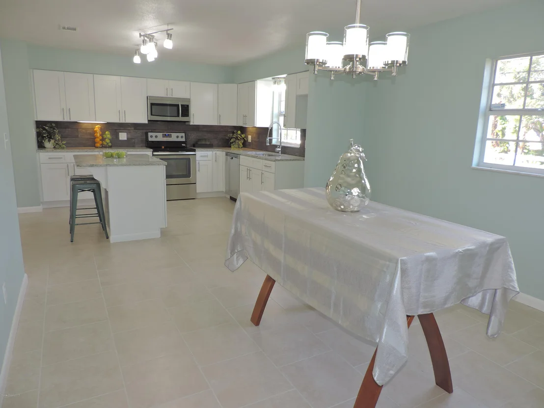 Photo of 307 Edgewood Drive