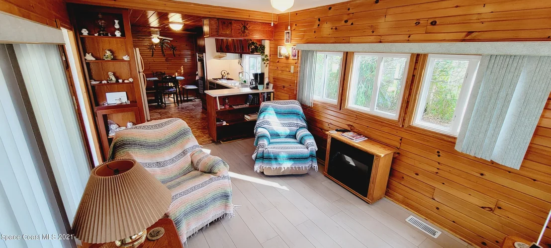 Photo of 6974 Ash Drive