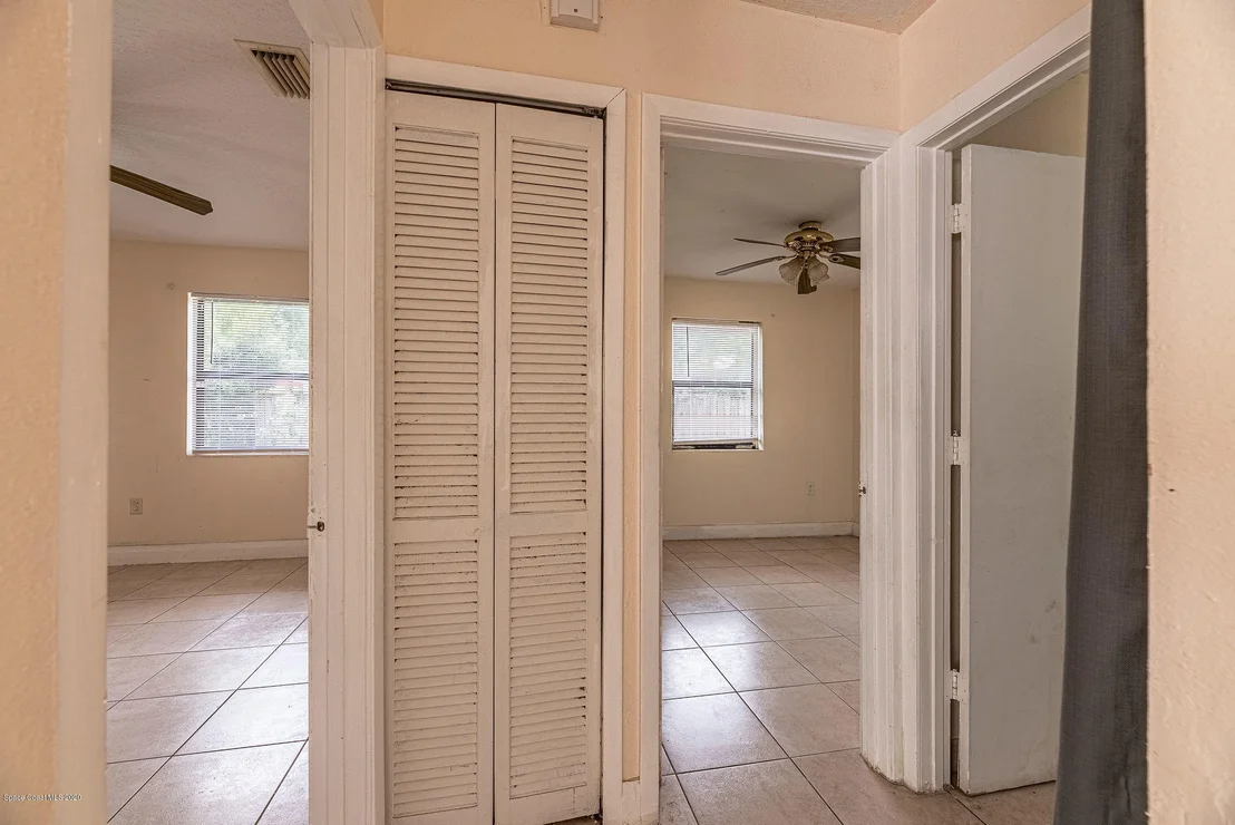 Photo of 2847 Colbert Circle