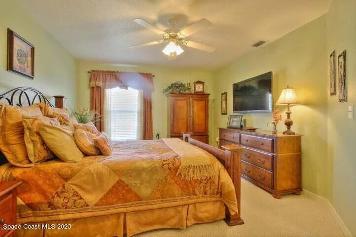 Photo of 991 Pine Creek Circle NE