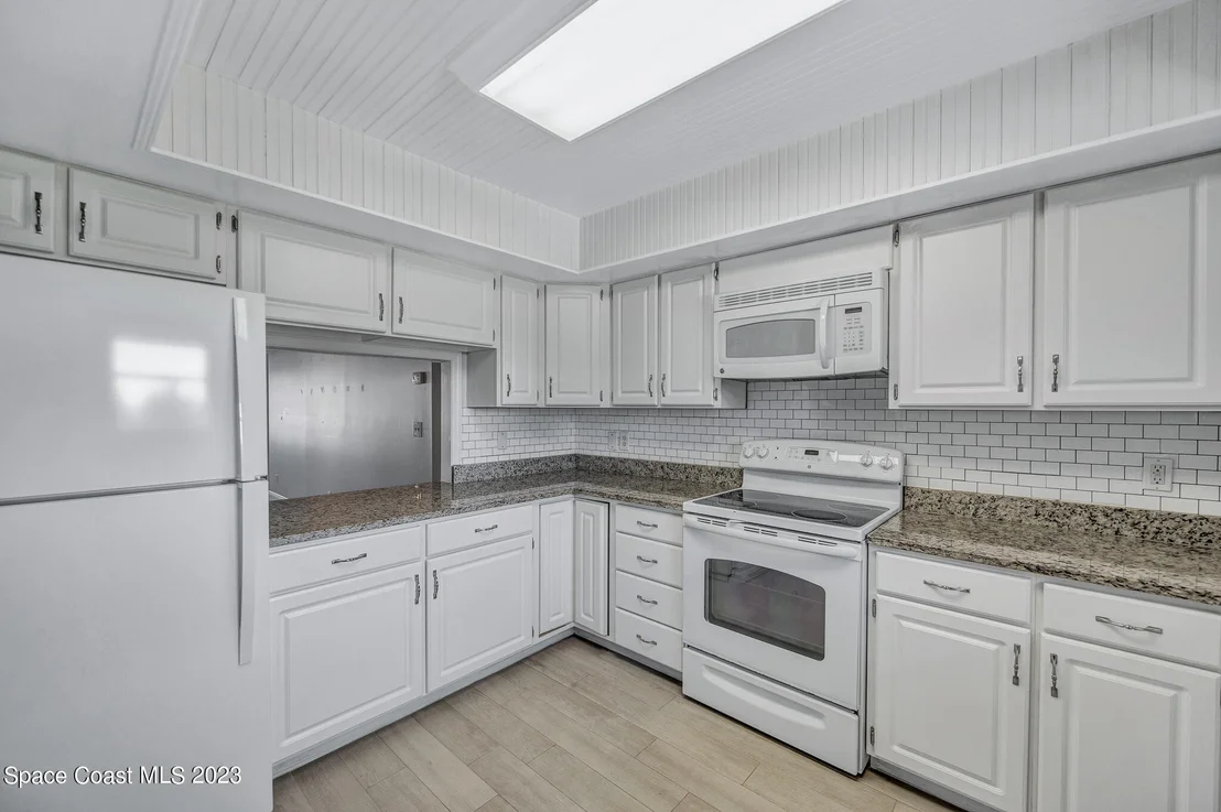 Photo of 224 Chalet Avenue