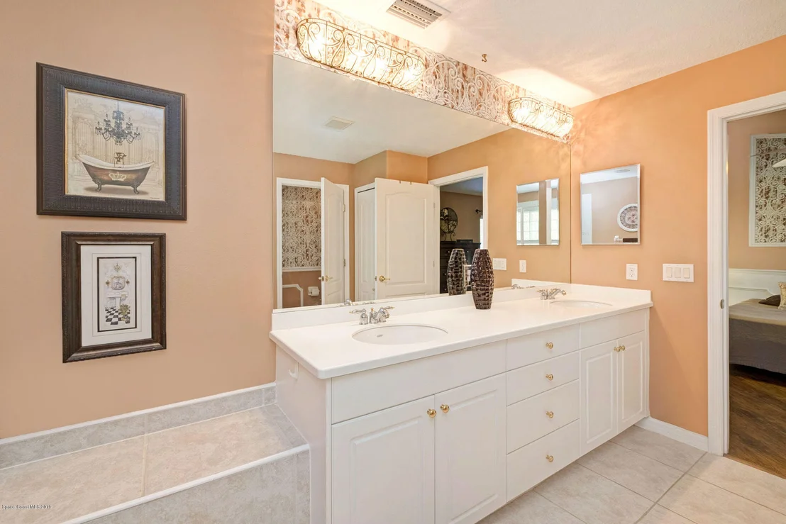 Photo of 2862 Boddington Way