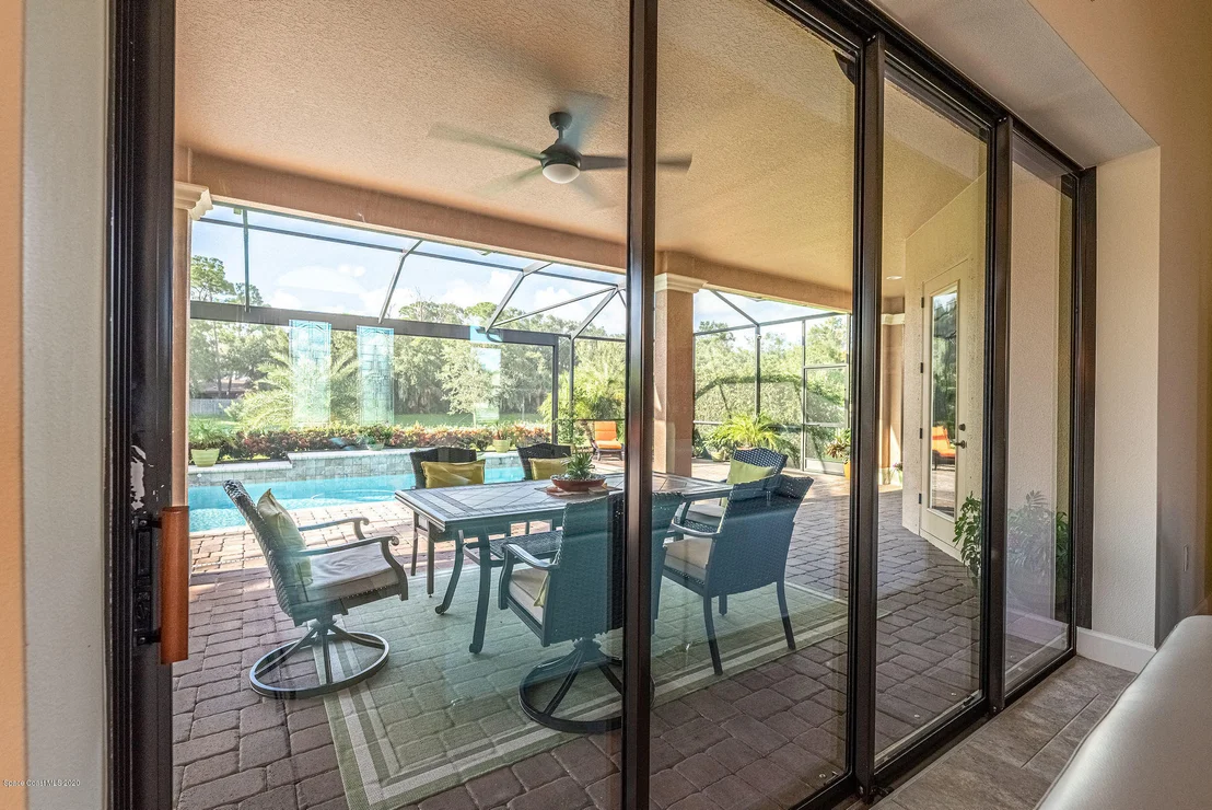 Photo of 824 Lorenza Place