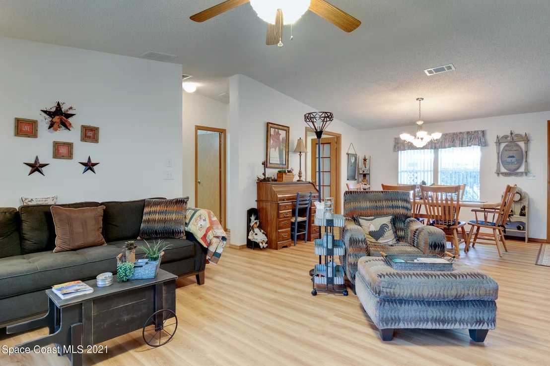 Photo of 5381 Bison Street