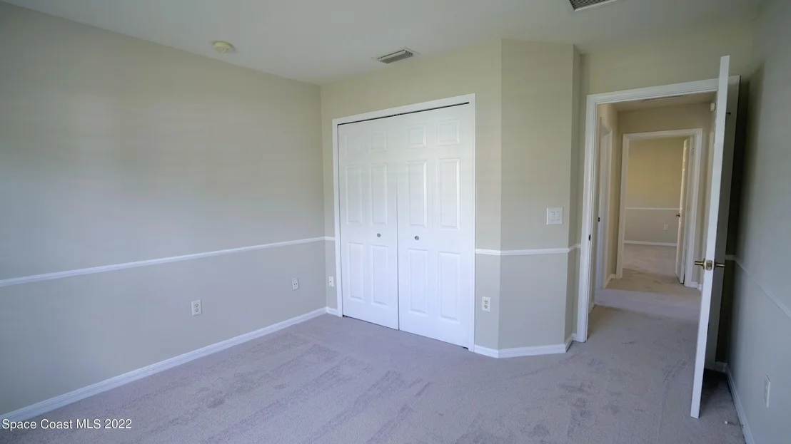 Photo of 905 Tavernier Circle NE