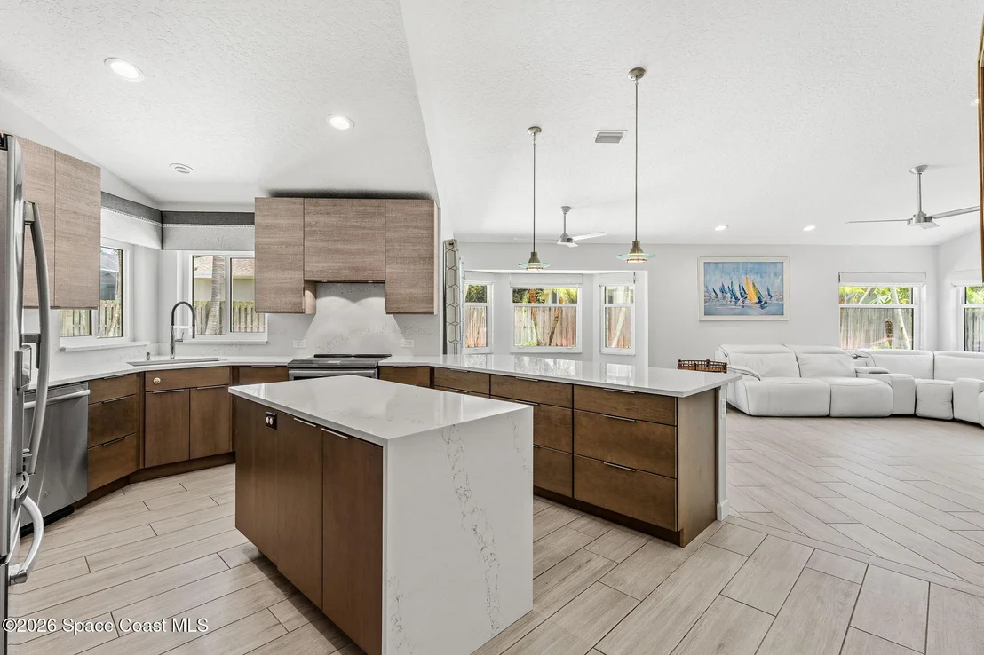 Photo of 5775 Sheffield Place