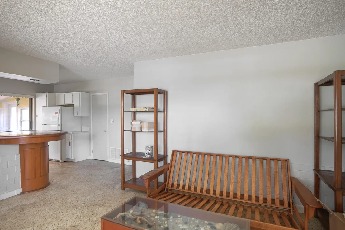 Photo of 218 6th Avenue