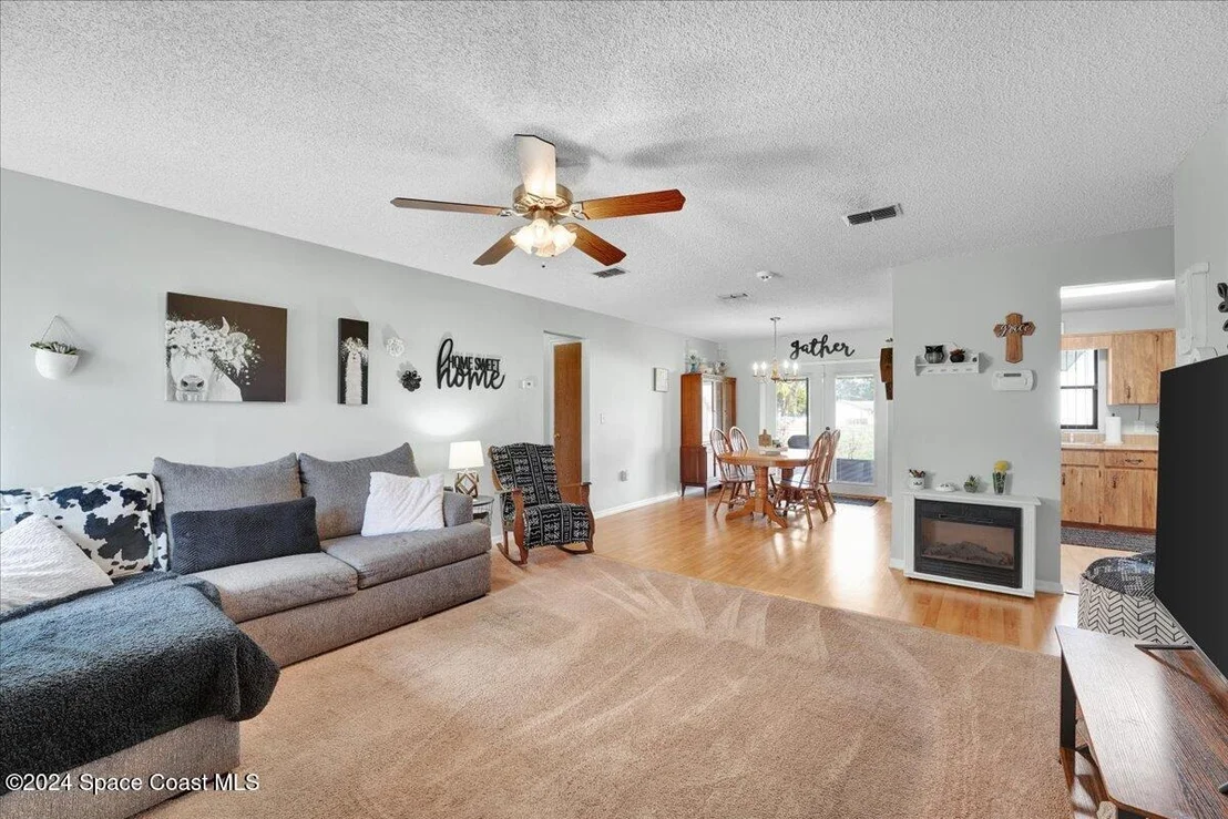 Photo of 693 Altura Drive