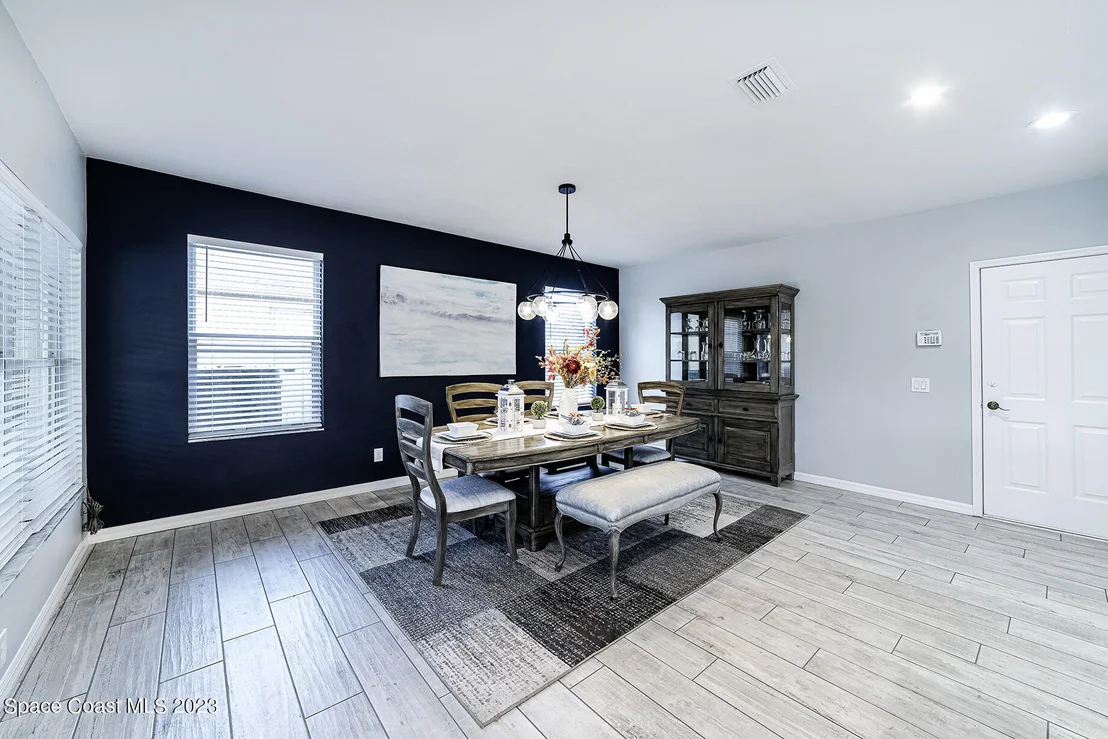Photo of 735 Autumn Glen Drive