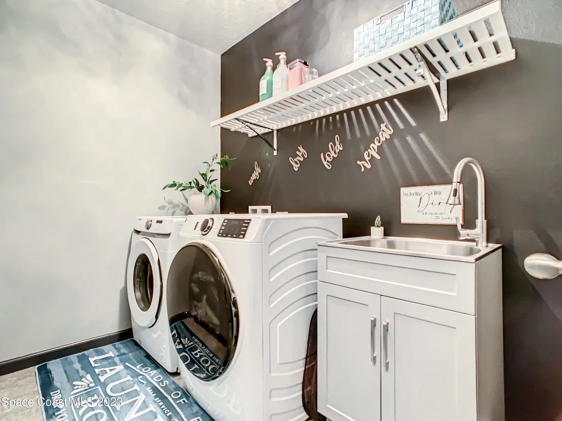 Photo of 690 Fiddleleaf Circle