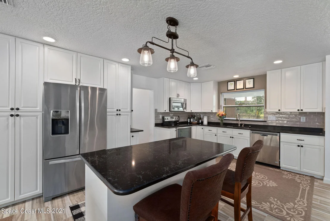 Photo of 616 Hibiscus Trail