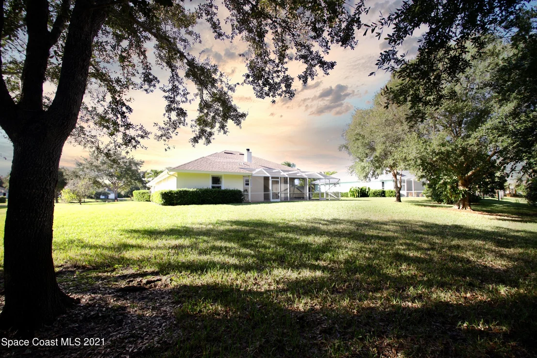 Photo of 6439 53rd Circle