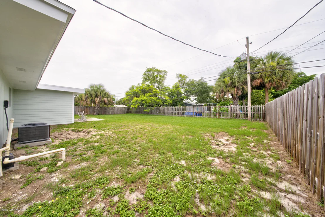 Photo of 1114 Seminole Drive
