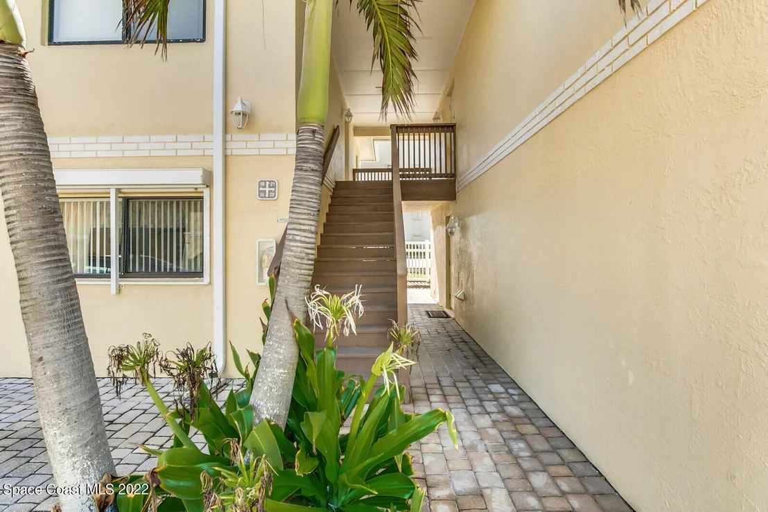 Photo of Unit 21 at 1425 Highway A1a