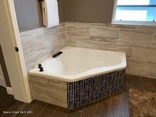 Photo of 1298 Hollywood Drive