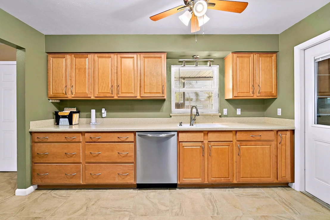 Photo of 1096 Madrid Road
