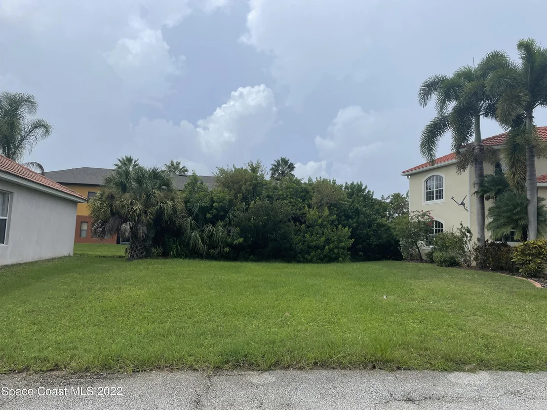 Photo of 1354 Gem Circle