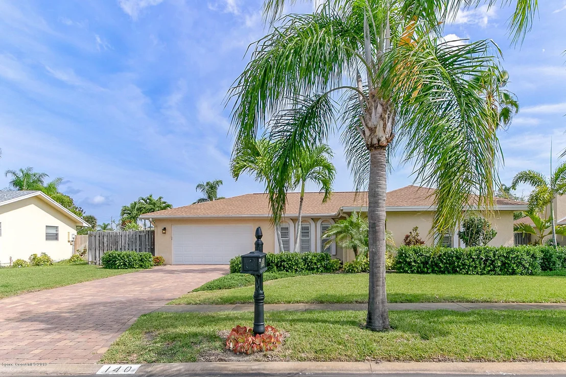 Photo of 140 Sand Dollar Road