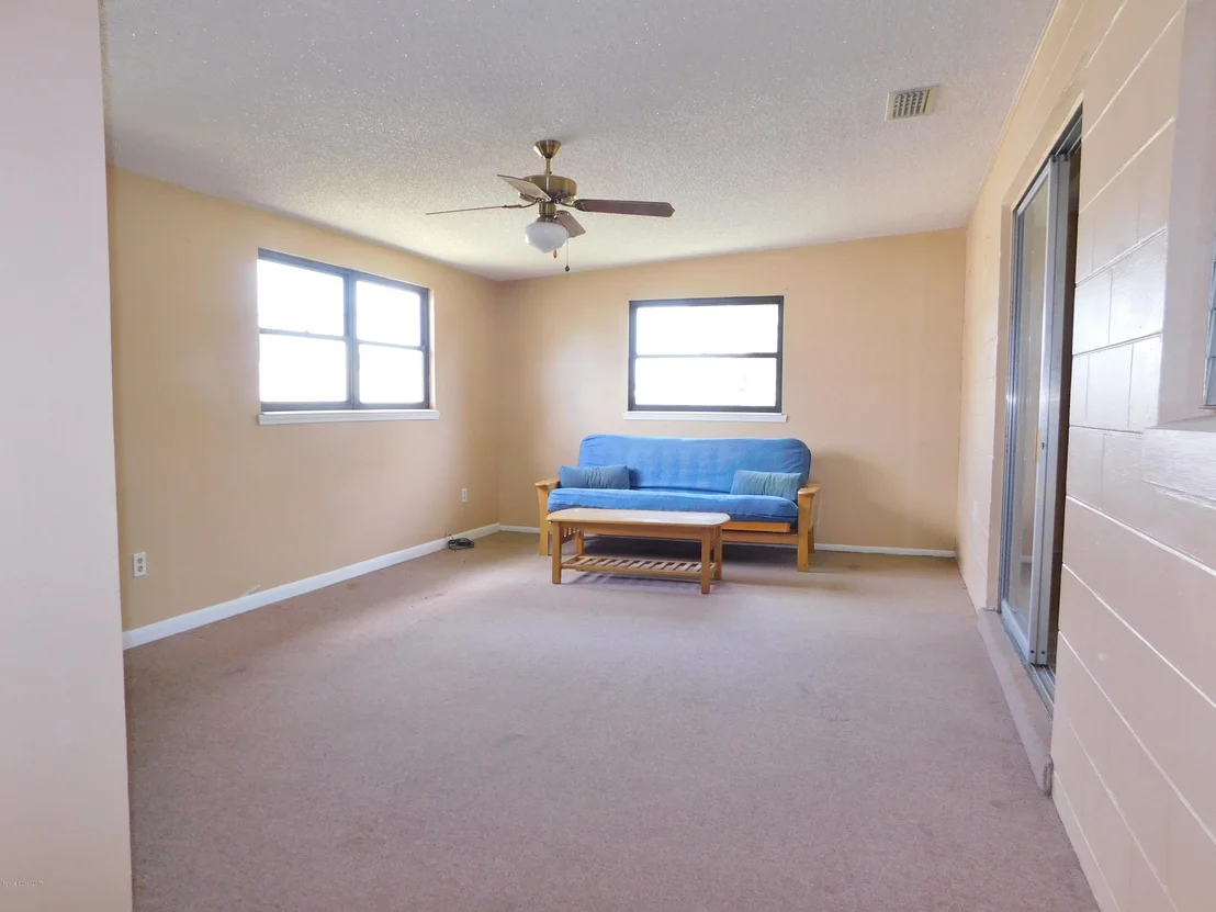 Photo of 729 Teak Drive