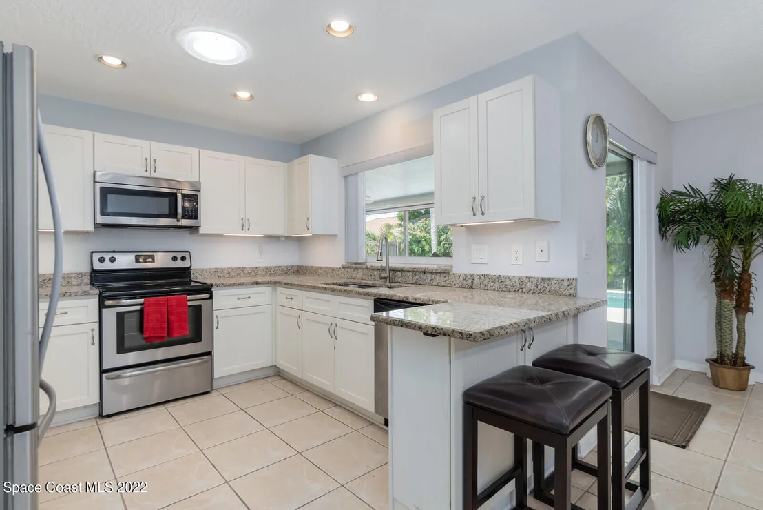 Photo of 640 Hibiscus Drive