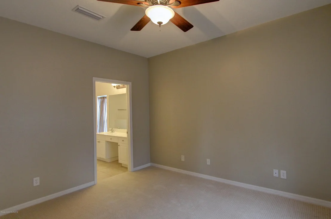Photo of 5937 Indigo Crossing Drive