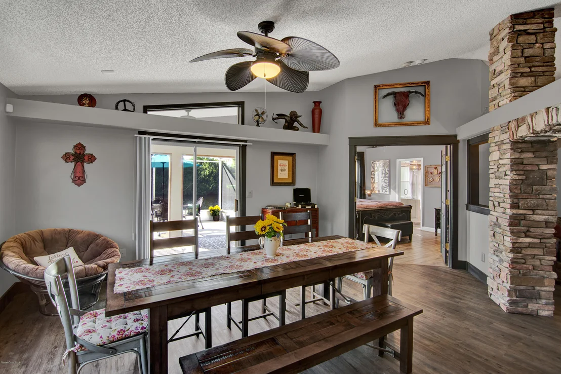 Photo of 8027 Bracken Lane