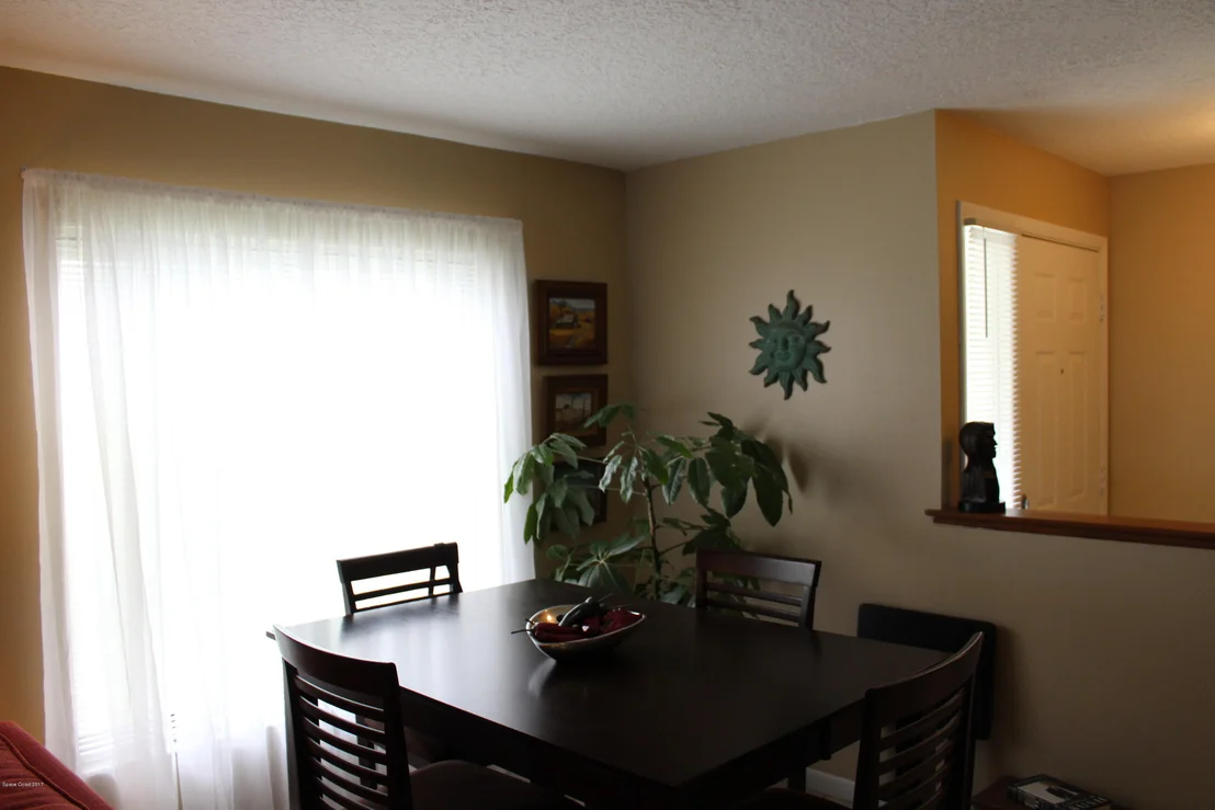 Photo of 370 Myrtlewood Road
