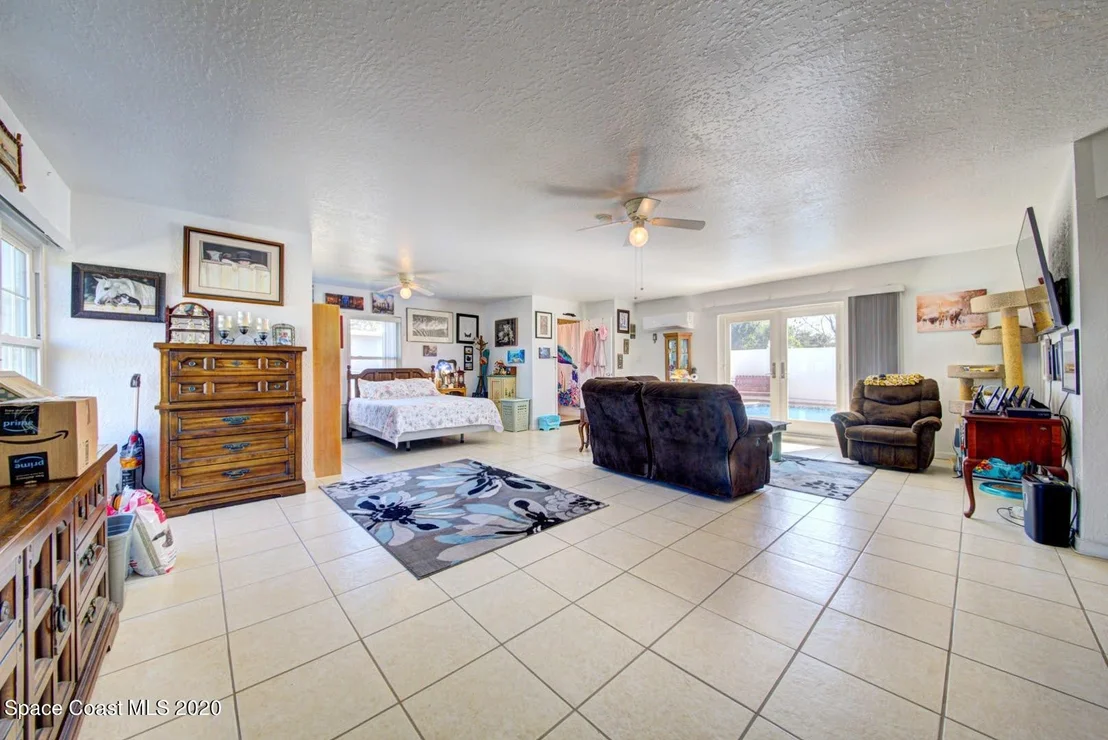 Photo of 301 Orchid Boulevard