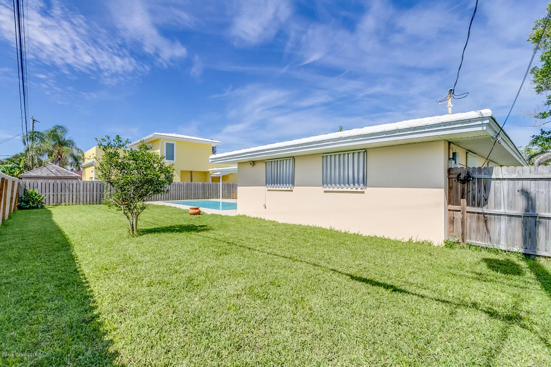 Photo of 4844 Fairview Drive
