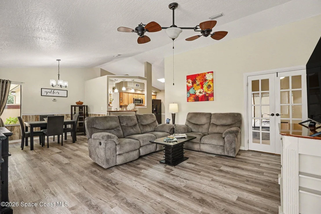 Photo of 594 Pine Forest Court