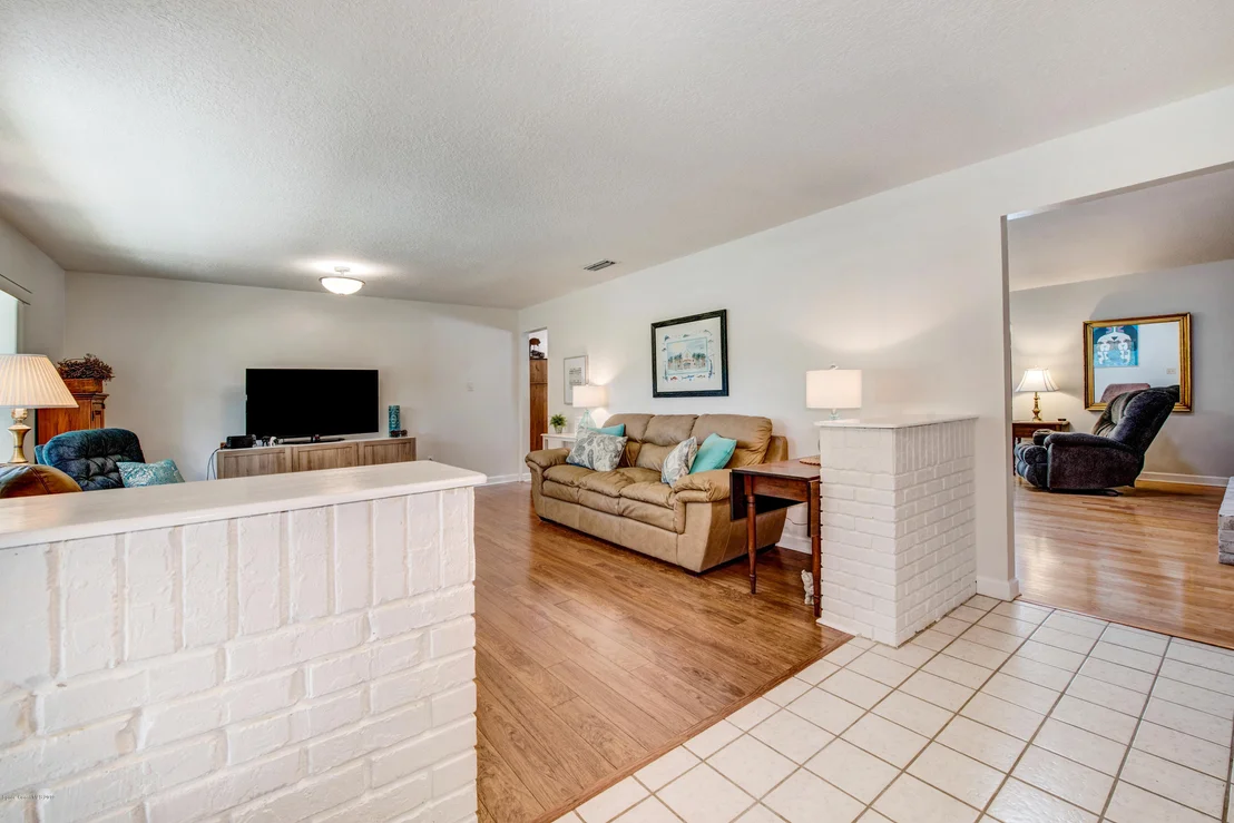 Photo of 1720 Hidden Lake Drive