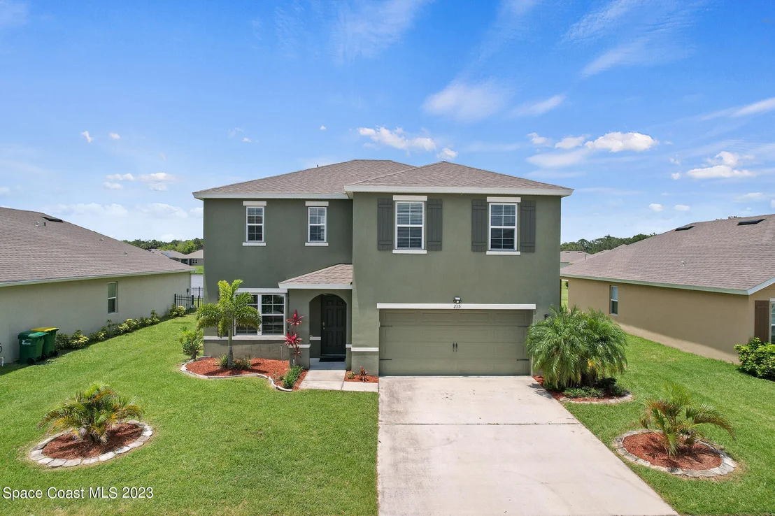 Photo of 215 Sorrento Drive