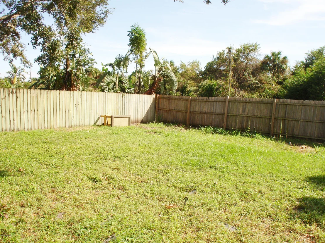 Photo of 829 Westport Drive