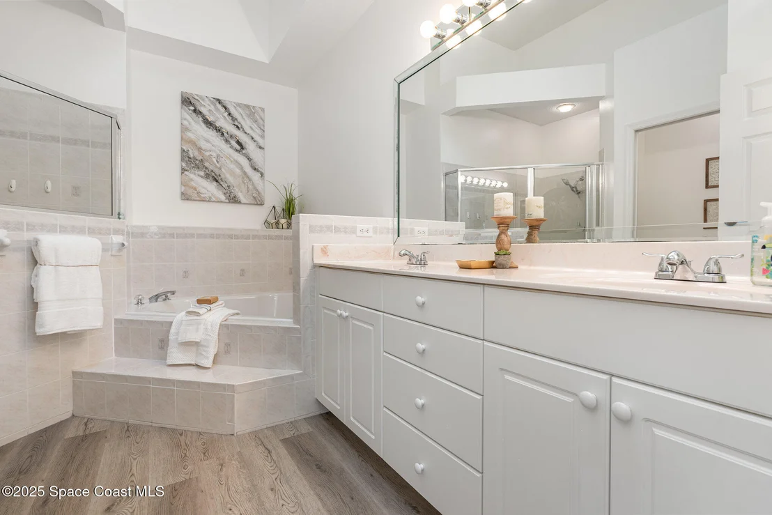 Photo of 361 Shell Cove Drive