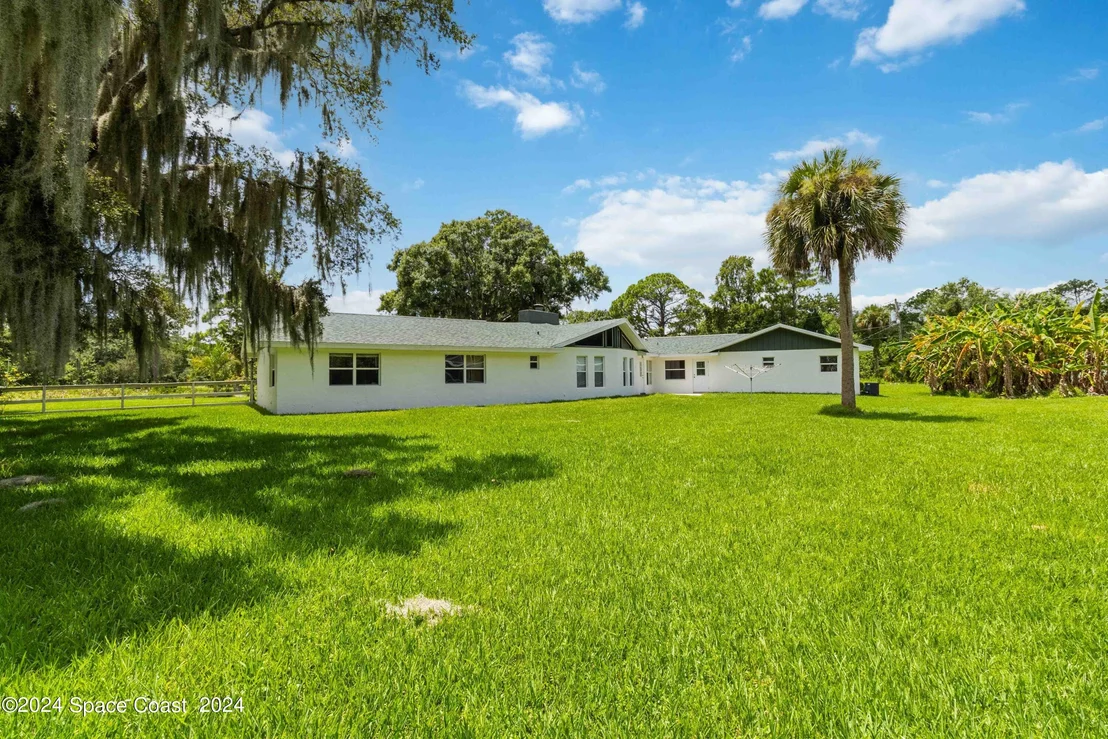 Photo of 4134 Parkway Drive