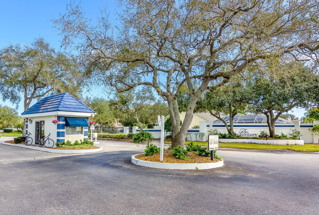 Photo of 463 Peregrine Drive