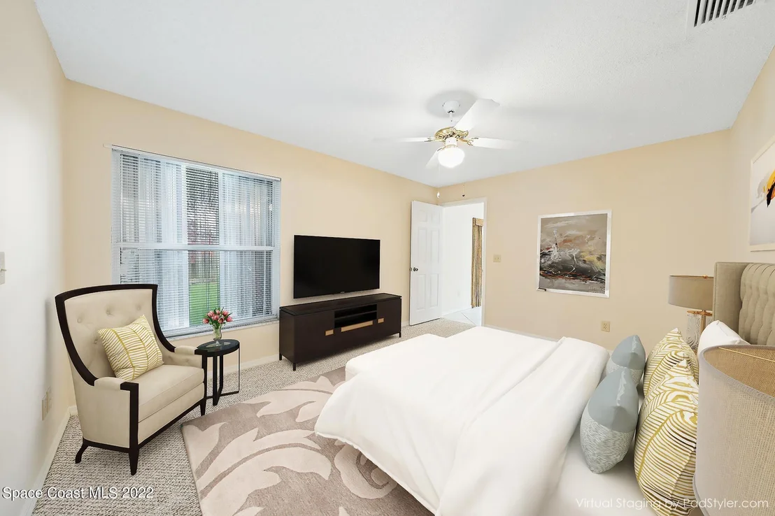 Photo of 958 Tamarind Circle