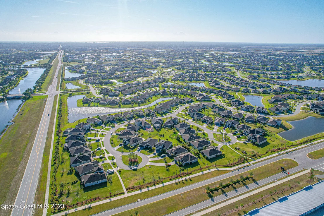 Photo of 7338 Bluemink Lane