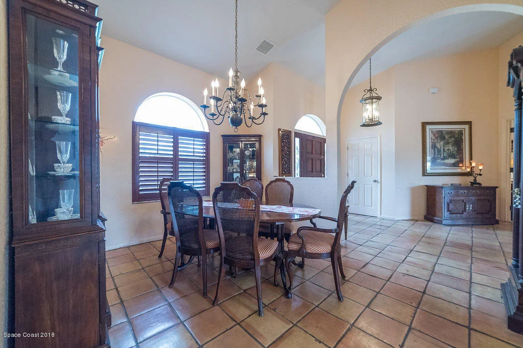 Photo of 207 Ivory Drive