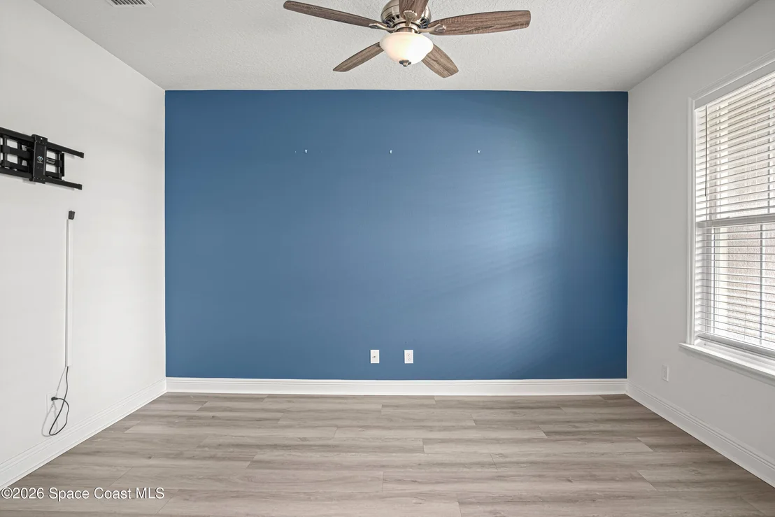 Photo of 1772 Killian Drive NE