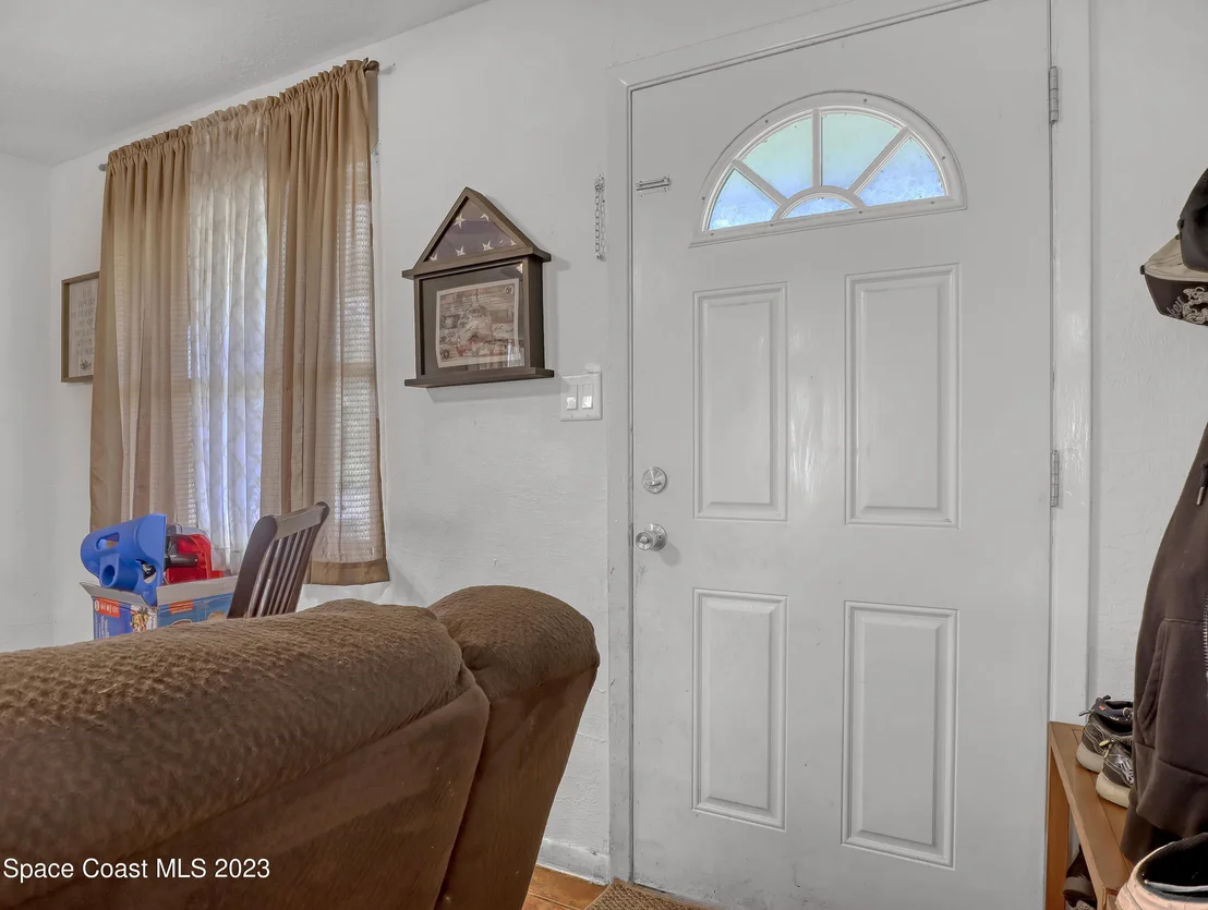 Photo of 2463 Leewood Boulevard