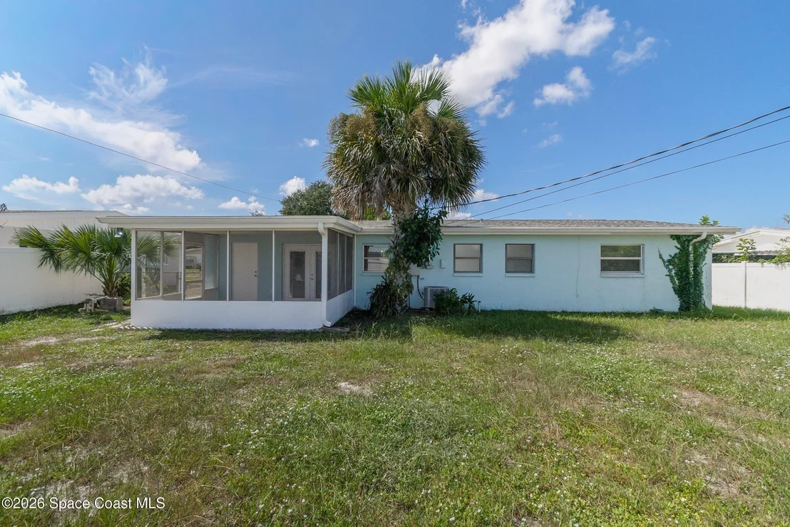 Photo of 1690 Muldrew Avenue