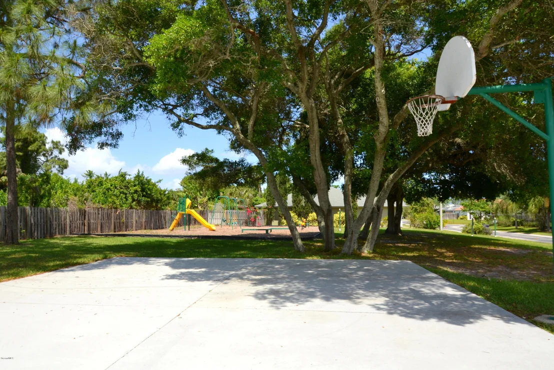 Photo of 2320 High Ridge Road