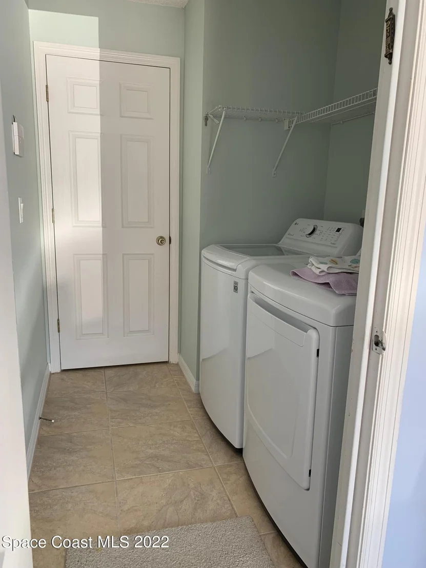 Photo of 982 Shaw Circle