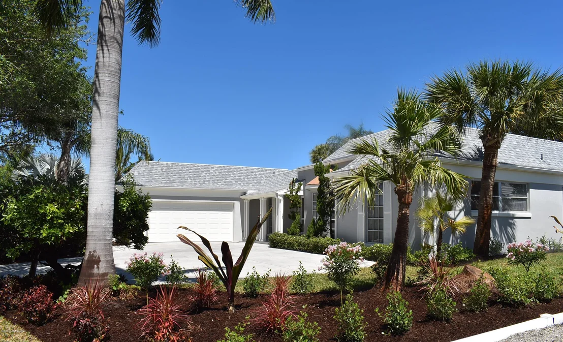 Photo of 876 Norfolk Pine Lane