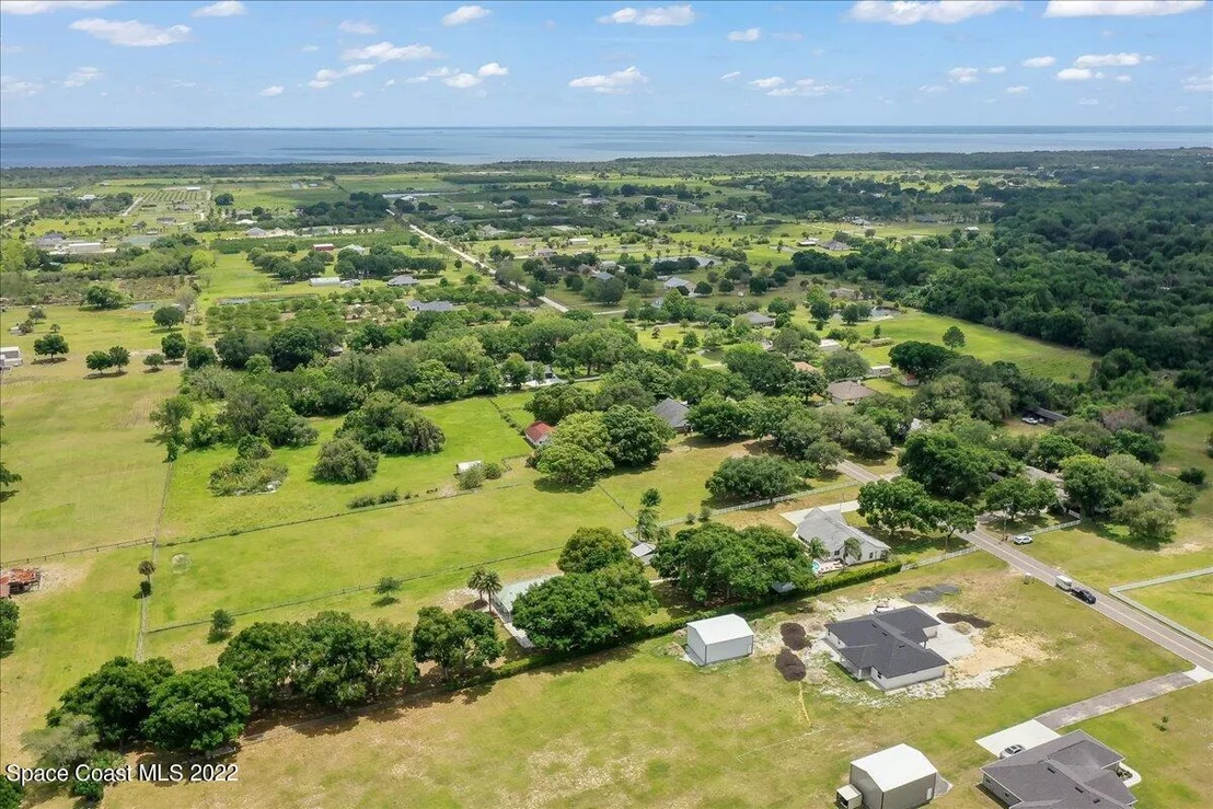 Photo of 3660 Burkholm Road